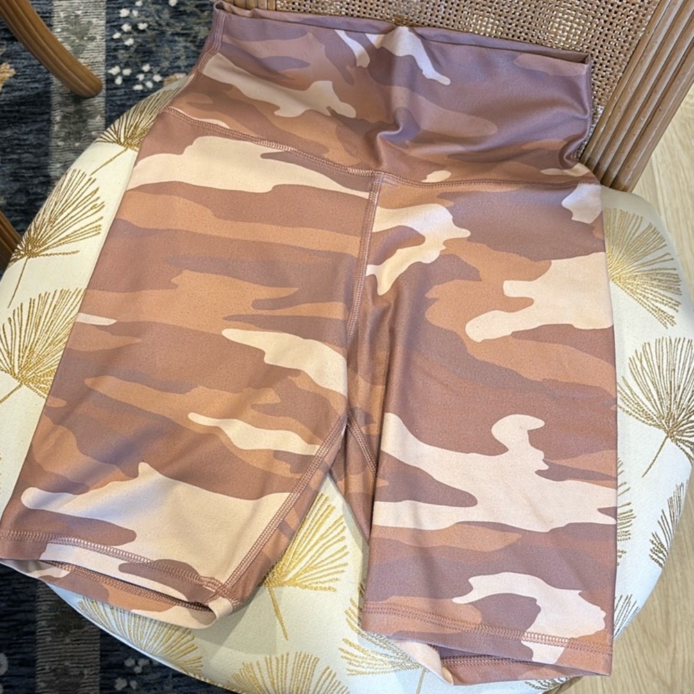 Aerie Nude Pink and Tan Camouflage High Waist Biker Shorts